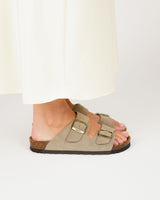 Opal Wide Suede Taupe
