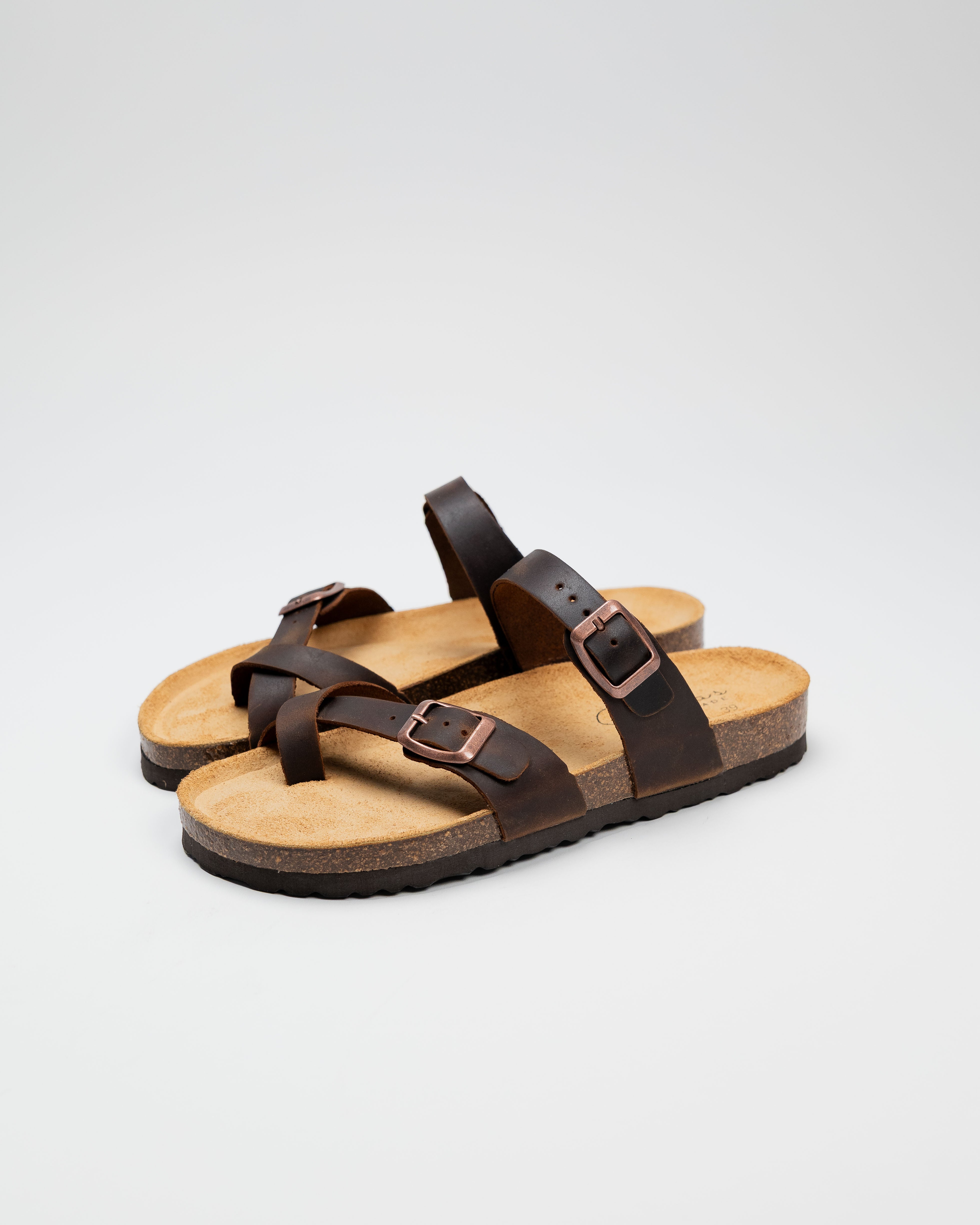 Âmbar Pele Castanho Envelhecido