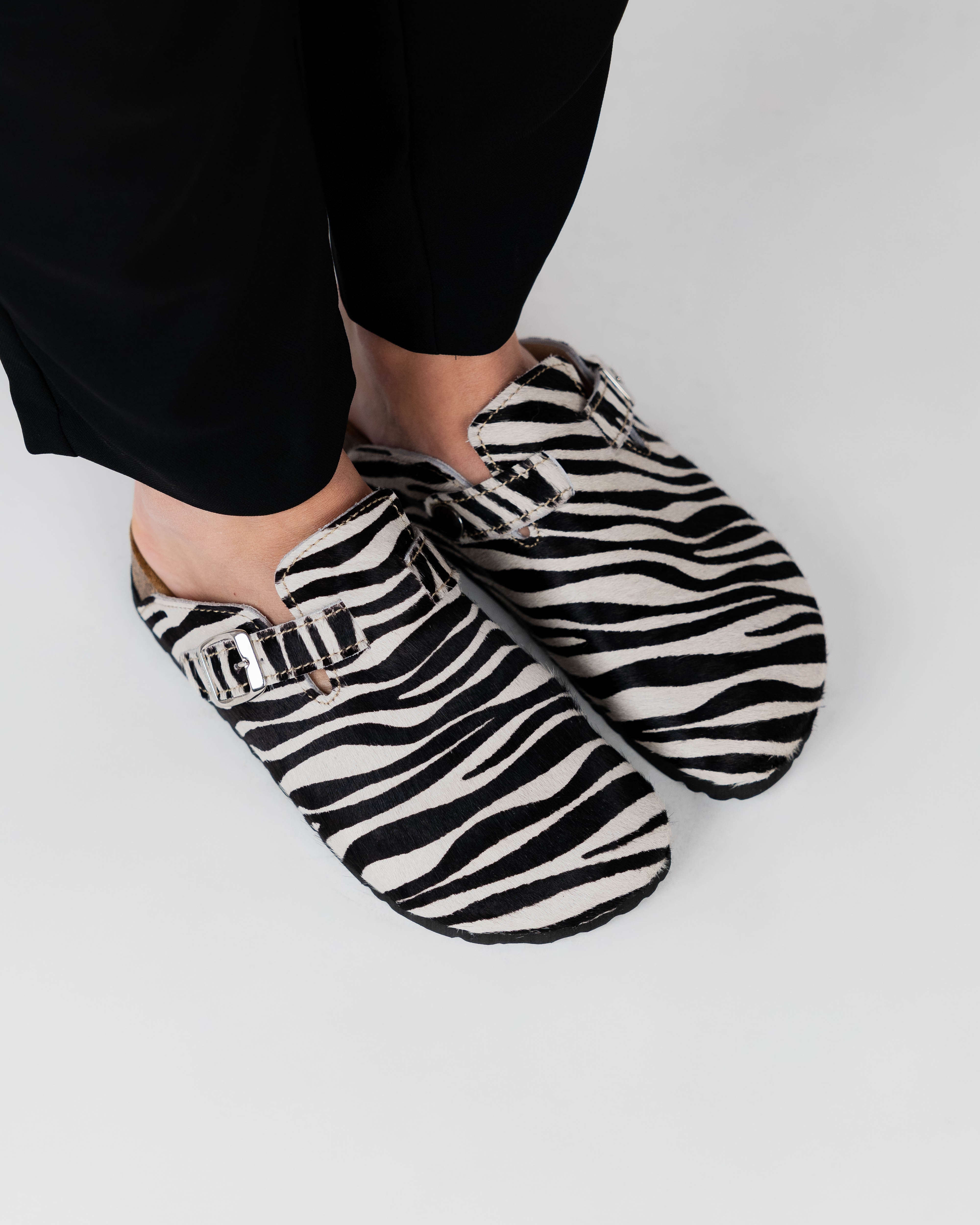 Mules Wide Zebra