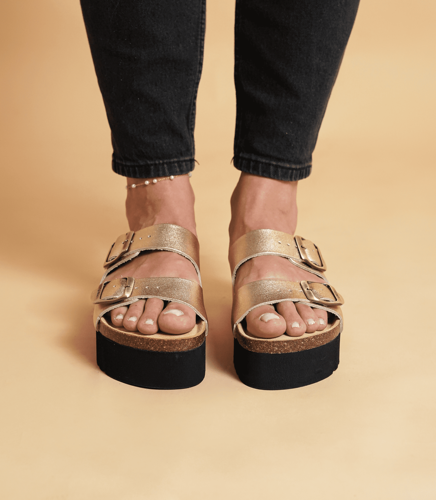 Opal Bronze Platform