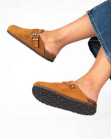 Mules anchos de ante color camel