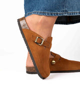 Mules anchos de ante color camel