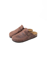 Mules anchos de piel marrón